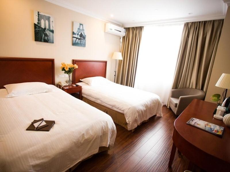 Greentree Inn Anhui Wuhu Zhongshan Road Pedestrian Street Express Hotel Экстерьер фото